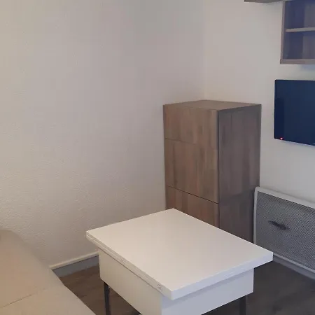 Lägenhet Studette Aux Deux Alpes, Pied Des Pistes - Fr-1-516-69