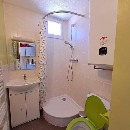 Apartment Studette Aux Deux Alpes, Pied Des Pistes - Fr-1-516-69 Les Deux Alpes